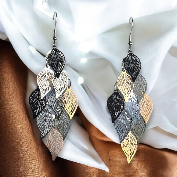 🆕Boho Chic Multicolor Leaf Dangle Earrings Lightweight Festival Trendy Jewelry - Picture 12 of 14